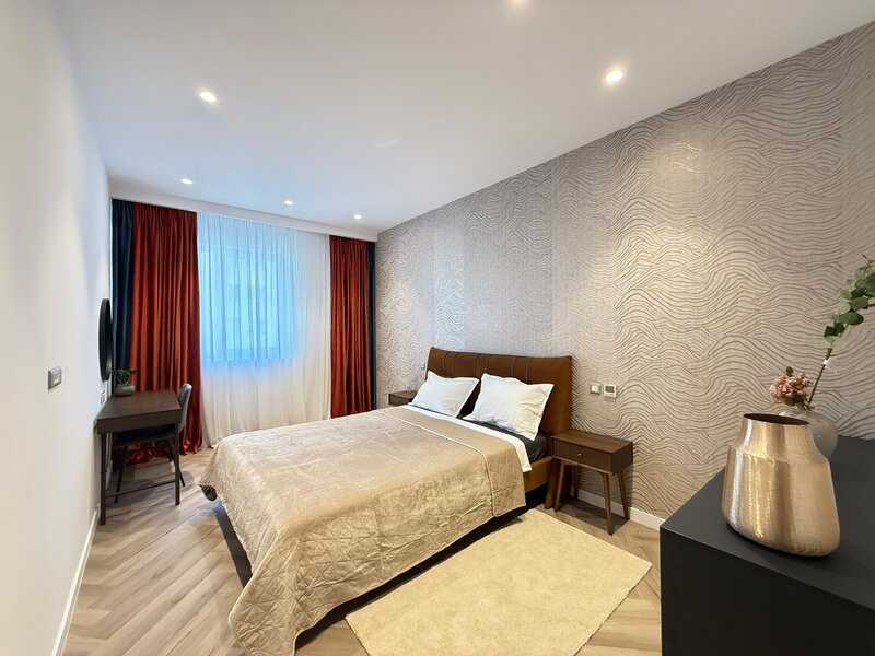 Rin Grand Hotel, 2 camere, 65 mp, renovat, designer, comision 0%.