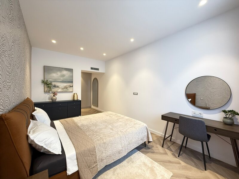 Rin Grand Hotel, 2 camere, 65 mp, renovat, designer, comision 0%.